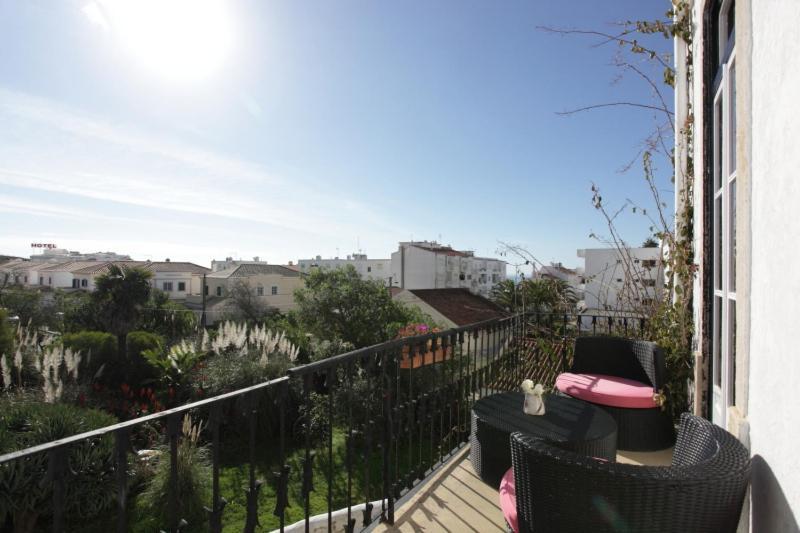 Casa Grande Portugal Bed & Breakfast Burgau Exterior photo